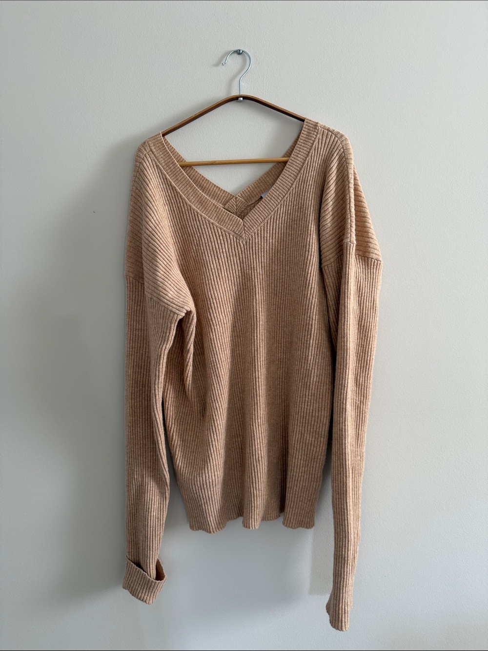 V-Neck Ribbed 100% Wool Sweater in Camel